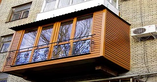 Внешняя отделка балкона Кингисепп цена от 1050 руб. м/2.